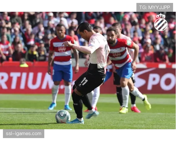 西甲保级区多支球队积分接近，每场比赛都关乎生存