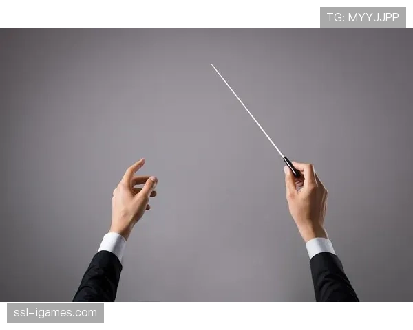 法甲裁判主管安东尼·戈蒂埃确认麦克风试点将分两阶段进行
